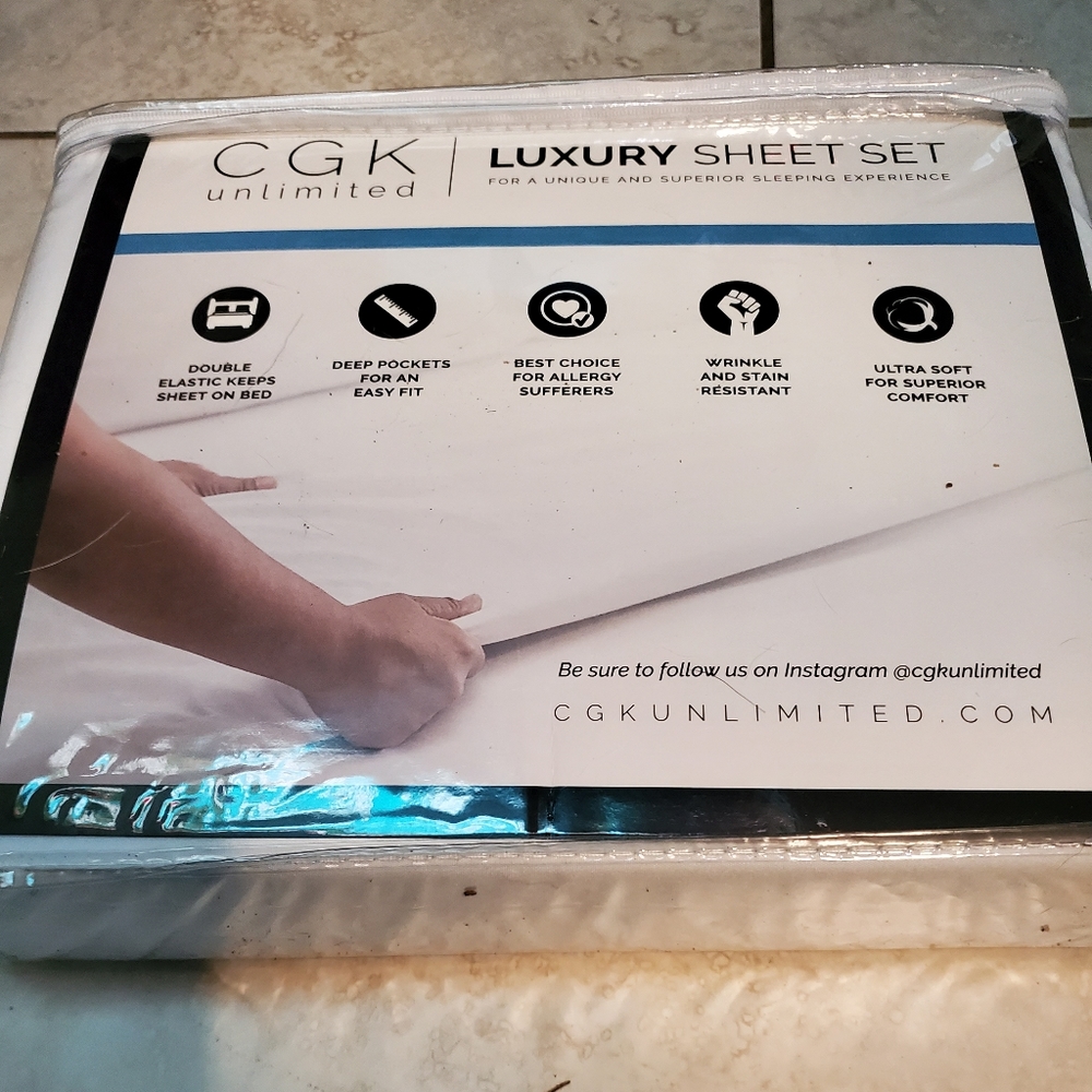 NWOT CGK Unlimited Luxury Sheet Set